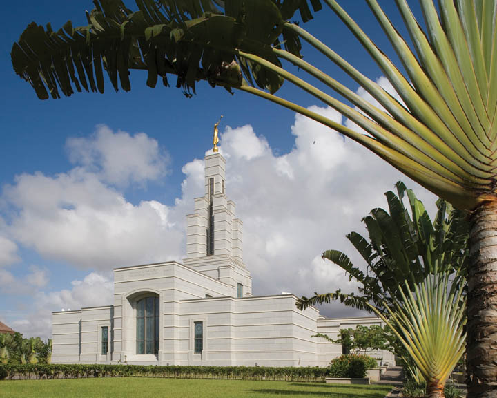 temple-mormon-Accra-Ghana2