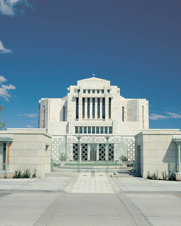 temple-mormon-Cardston-Alberta2